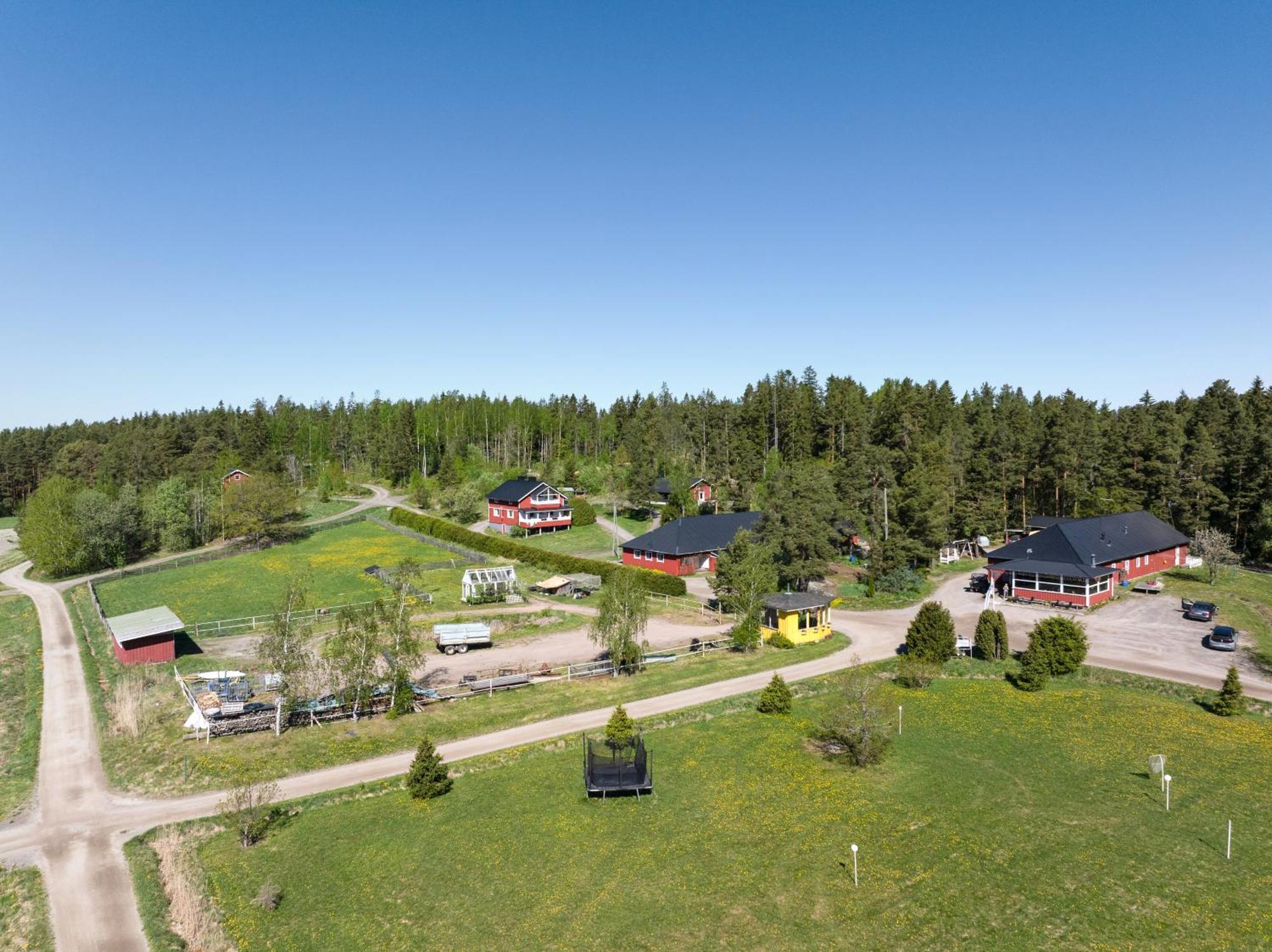 Lomahyppaeys Villa Naantali Ngoại thất bức ảnh