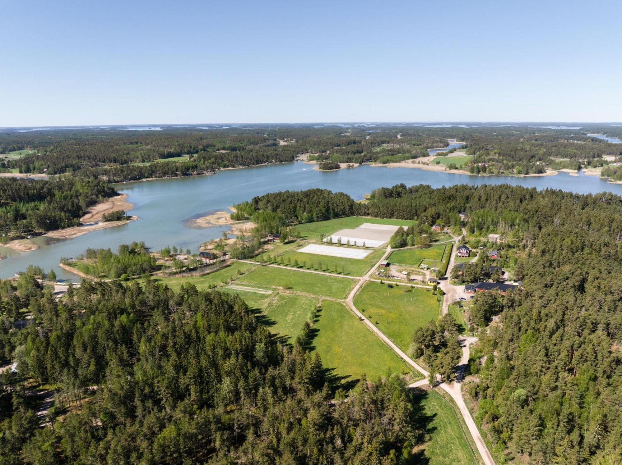Lomahyppaeys Villa Naantali Ngoại thất bức ảnh